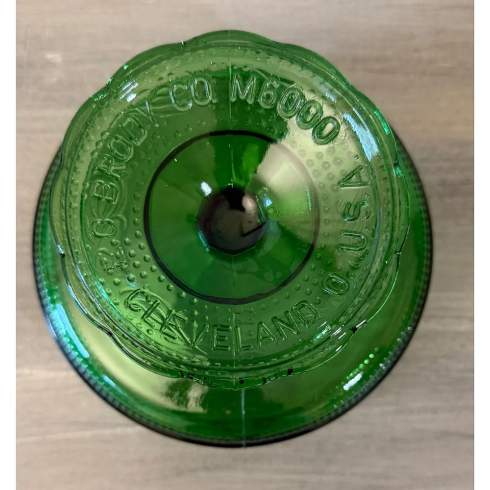 Vintage E.O. Brody Co. Emerald Green Pedestal Glass Bowl Candy Dish MCM